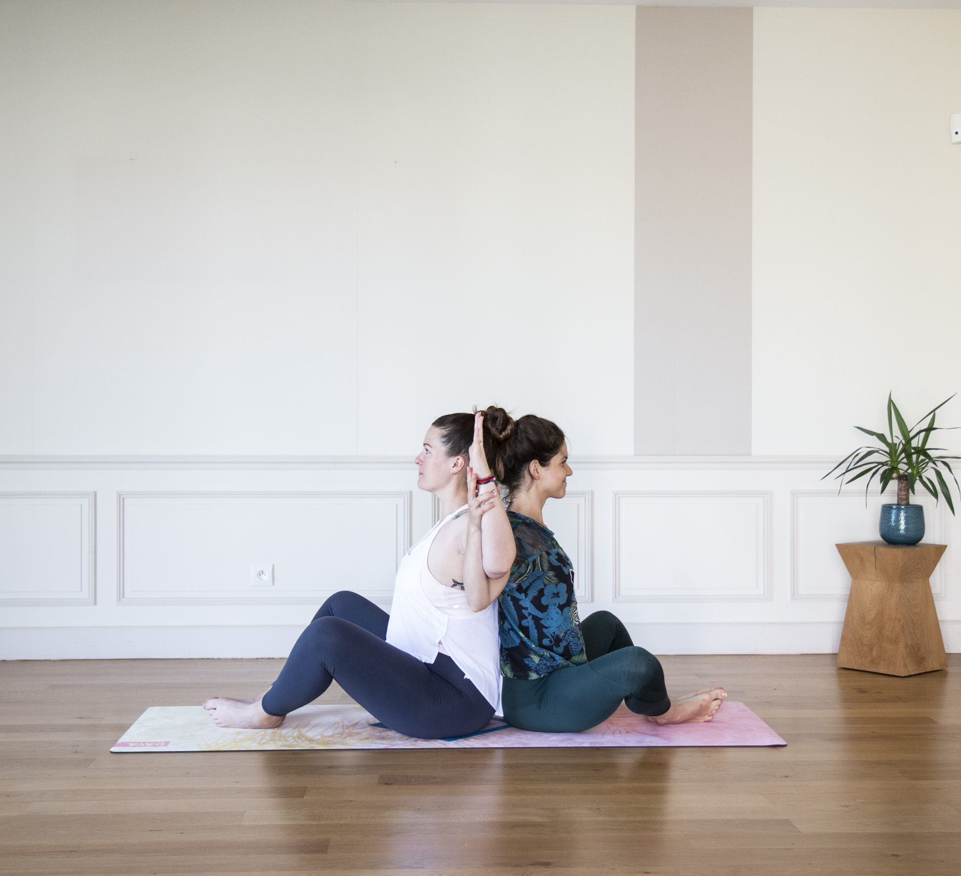 Yoga à 2 avec @ely_killeuse