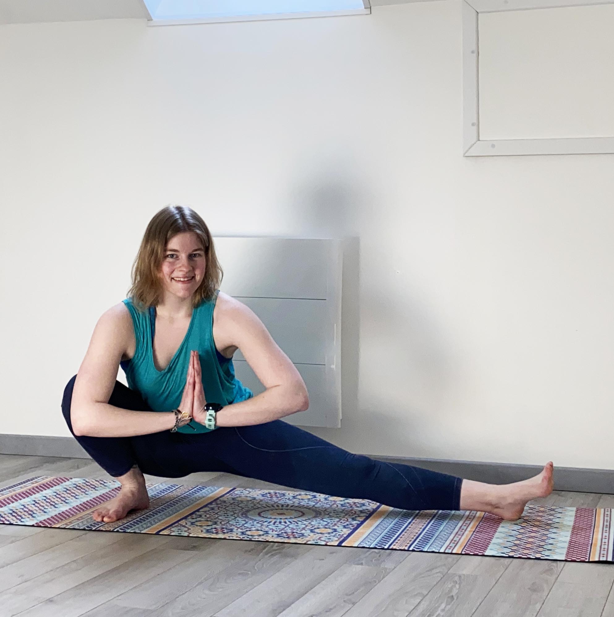 Yoga doux pour accueillir Avril - part Féminine et Masculine - Adapté prénatal