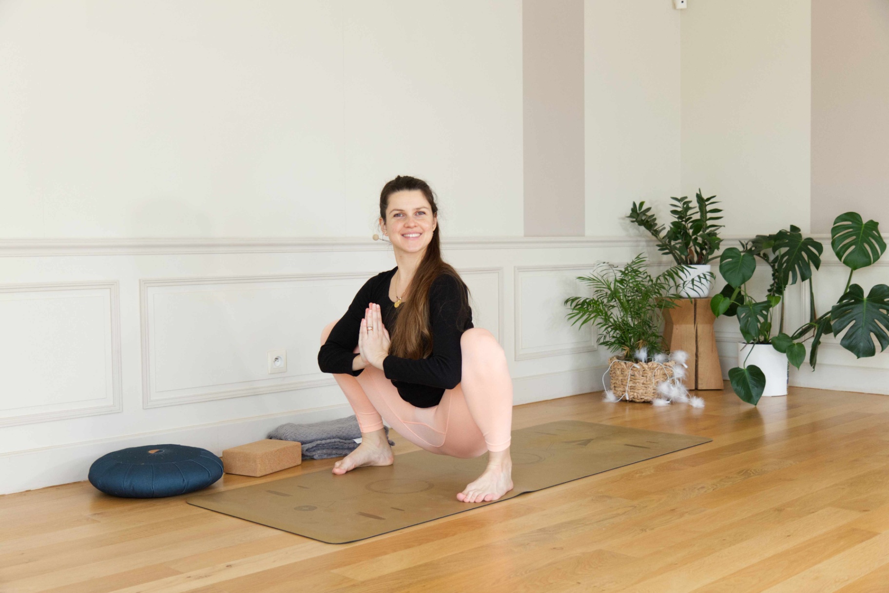 Yoga vinyasa pour améliorer Malasana