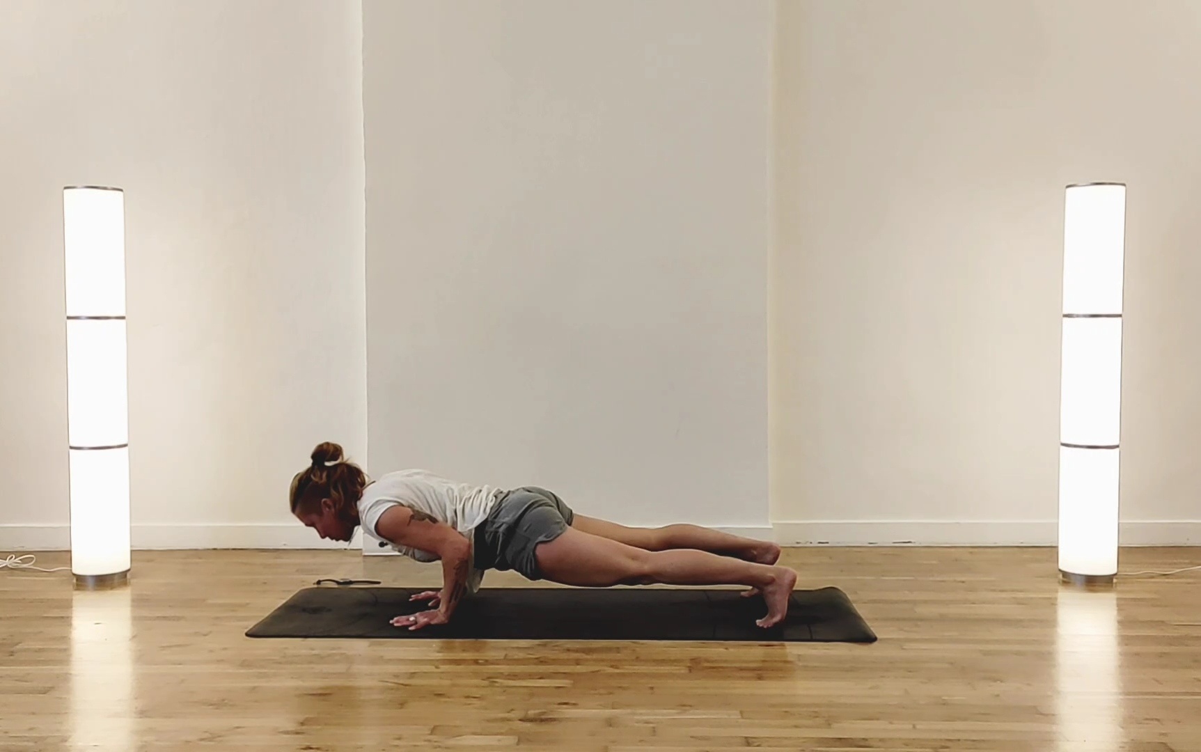 VINYASA FLOW - Transition de Bakasana à Chaturanga