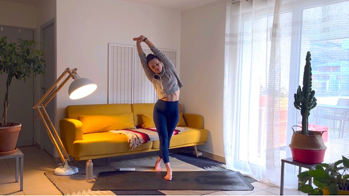 Yoga du matin sans les mains